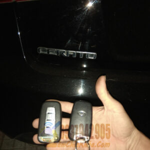 chia-khoa-kia-cerato-smartkey-chinh-hang