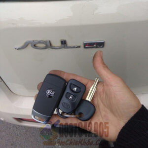 cho-lam-chia-khoa-xe-kia-soul-gia-re-tpcm