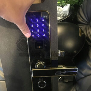 sửa khóa từ mở khóa cửa điện tử vân tay
