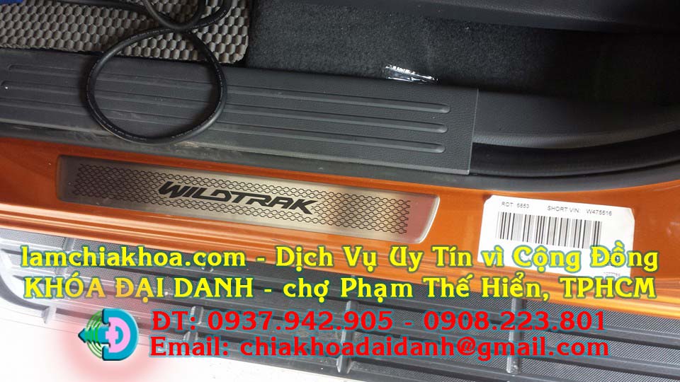 lam-chia-khoa-xe-ford-ranger-3.21l