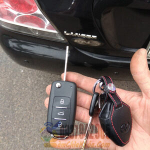 lam-chia-khoa-gap-chong-nuoc-mitsu-lancer
