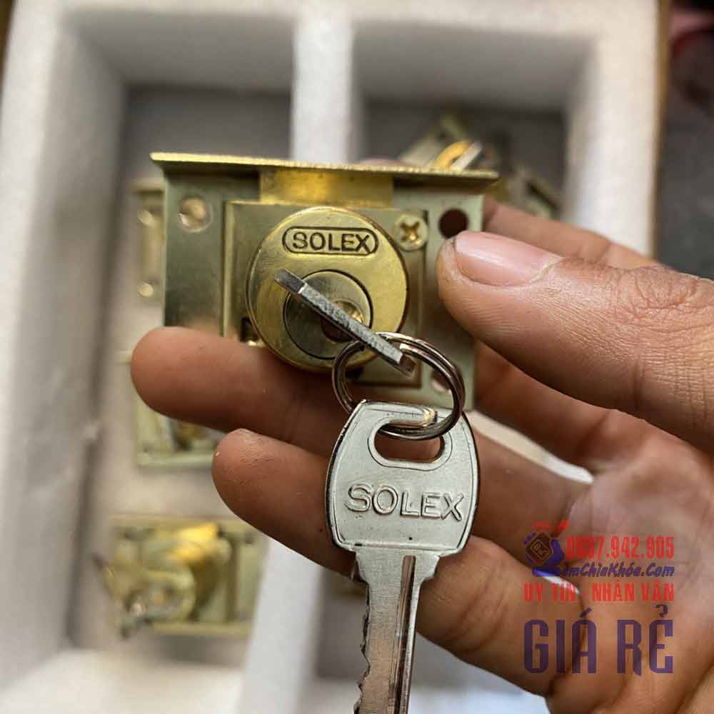 Làm chìa khóa tủ Solex Thay ổ khóa tủ Solex Sửa khóa tủ Solex giá rẻ